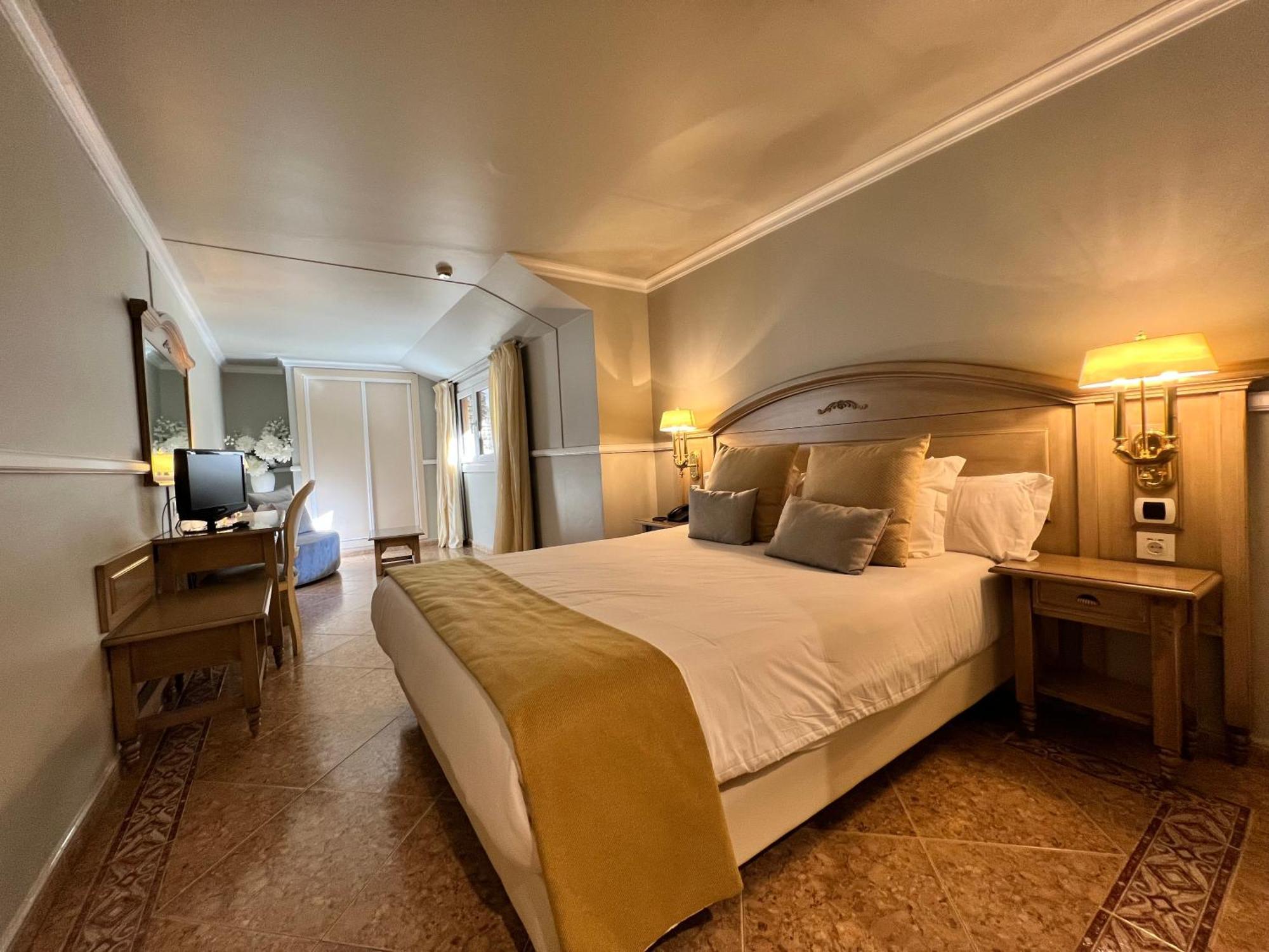 Hotel & Spa Bringue أوردينو المظهر الخارجي الصورة